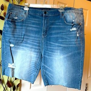 🩳Women’s Size 42 Aėropostale Bermuda Shorts